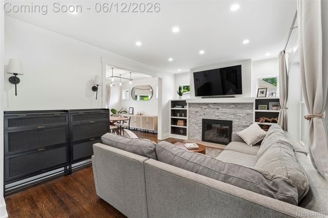 1512 Ferris, Royal Oak, MI 48067