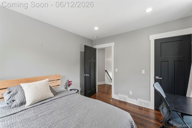 1512 Ferris, Royal Oak, MI 48067