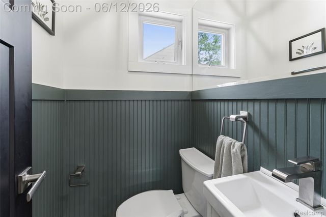 1512 Ferris, Royal Oak, MI 48067