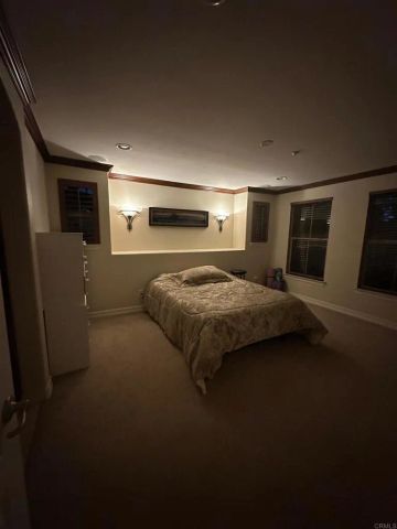 2204 Huntington Point Road 13, Chula Vista, CA 91914