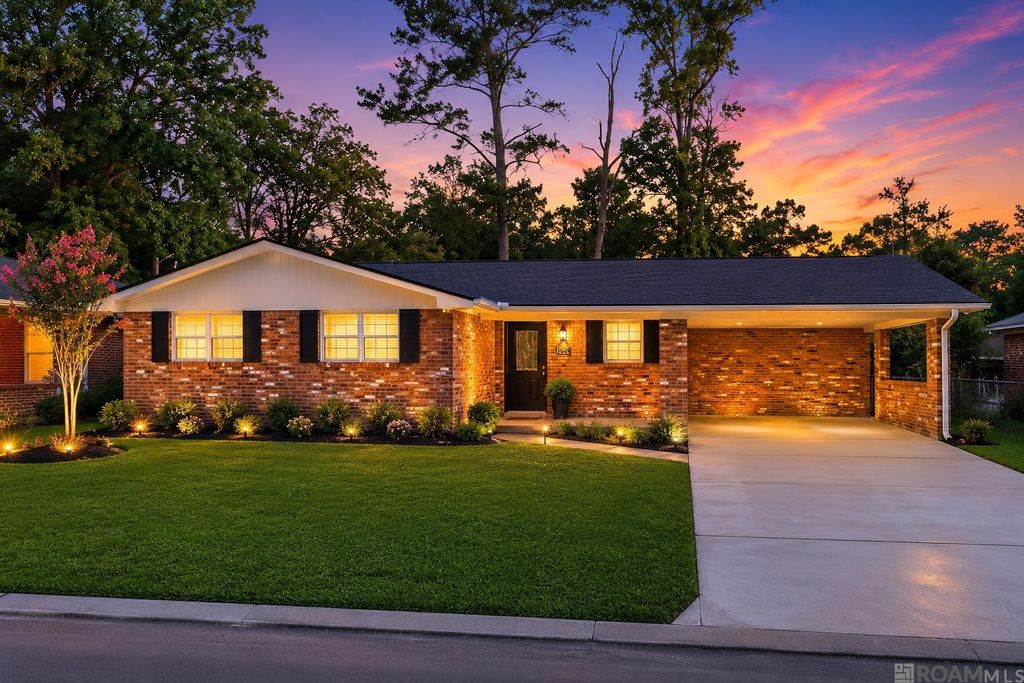 8635 Graham Dr, Baton Rouge, LA 70814