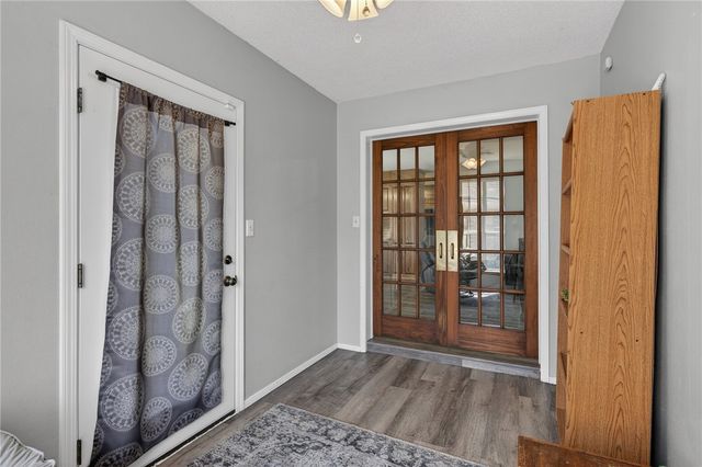 633 Meadowbrook Drive, Alma, AR 72921