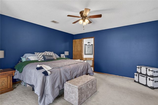 633 Meadowbrook Drive, Alma, AR 72921