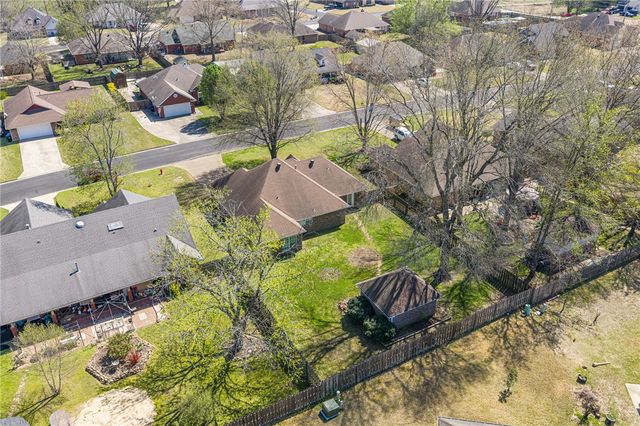 633 Meadowbrook Drive, Alma, AR 72921