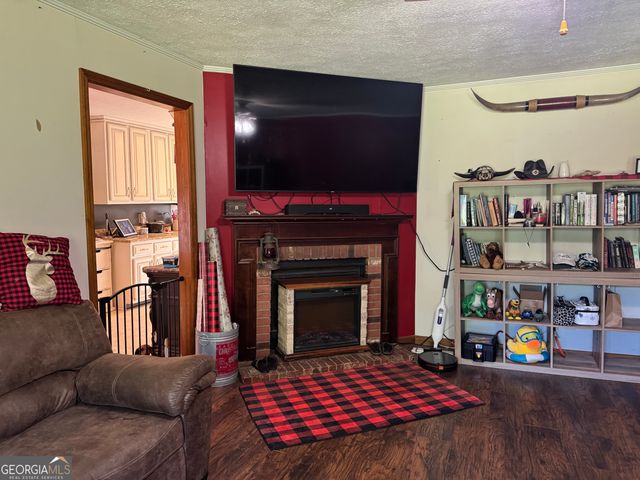 1817 Highway 83 N, Forsyth, GA 31029