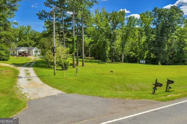 1817 Highway 83 N, Forsyth, GA 31029