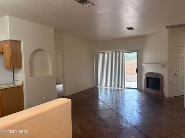 3753 N Bay Horse Loop, Tucson, AZ 85719