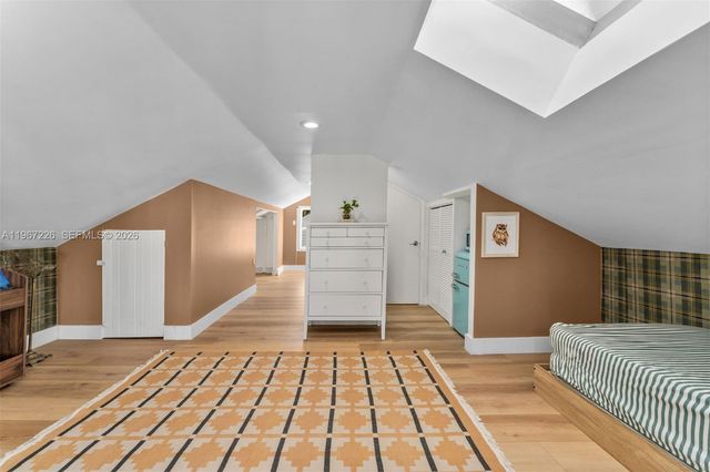 3951 Park Dr, Miami, FL 33133