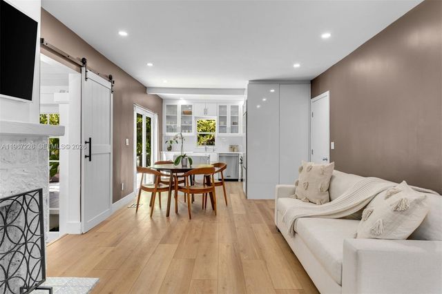 3951 Park Dr, Miami, FL 33133