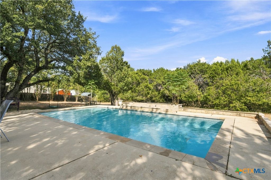 Image 20 of property listing at 910 Cedar Ridge Road, Gatesville, TX 76528