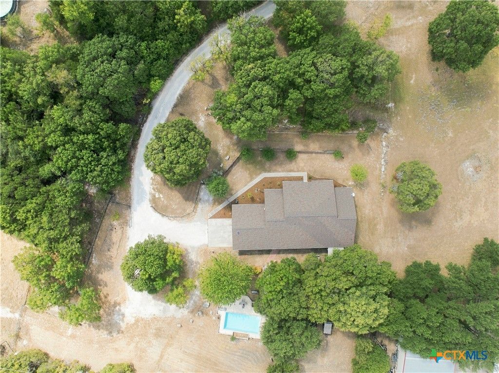 Image 30 of property listing at 910 Cedar Ridge Road, Gatesville, TX 76528
