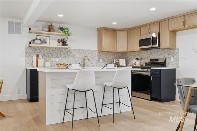 4760 N Maplewood, Boise, ID 83703