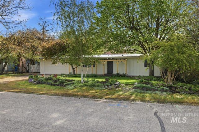 4760 N Maplewood, Boise, ID 83703
