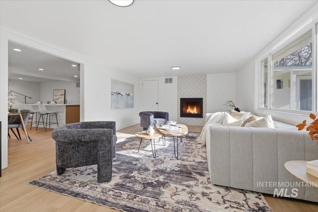 4760 N Maplewood, Boise, ID 83703