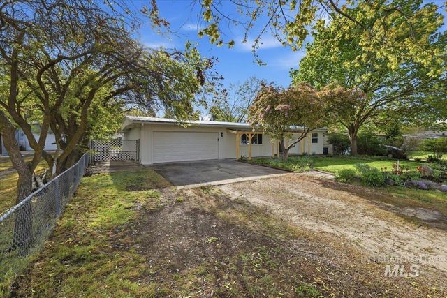 4760 N Maplewood, Boise, ID 83703