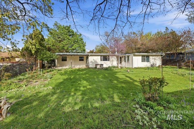 4760 N Maplewood, Boise, ID 83703