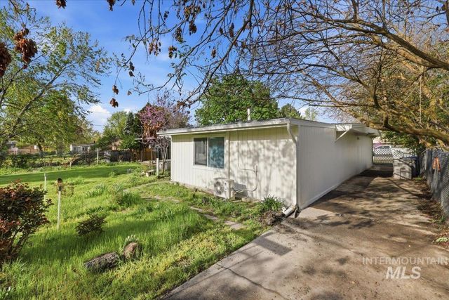 4760 N Maplewood, Boise, ID 83703