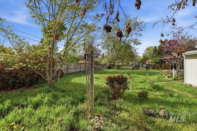 4760 N Maplewood, Boise, ID 83703