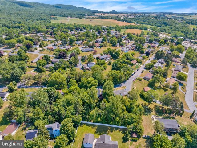 514 N TURNER ST, Hamburg, PA 19526