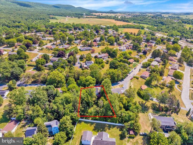 514 N TURNER ST, Hamburg, PA 19526