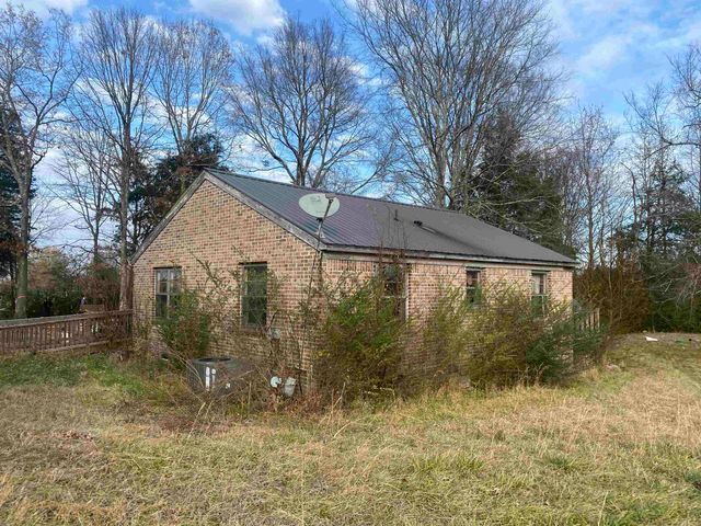 30 DODD DR, Savannah, TN 38372