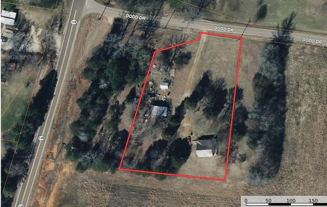 30 DODD DR, Savannah, TN 38372