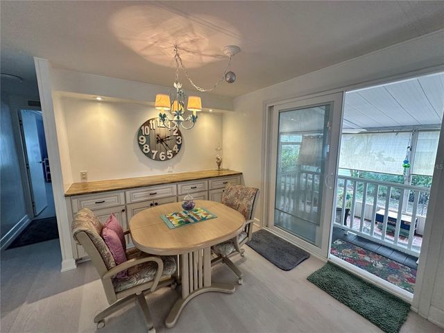 560 ORIENTAL POPPY DRIVE, Venice, FL 34293