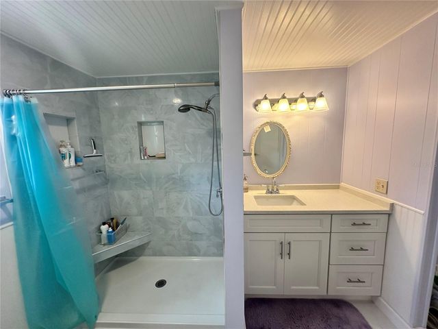 560 ORIENTAL POPPY DRIVE, Venice, FL 34293