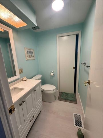 560 ORIENTAL POPPY DRIVE, Venice, FL 34293