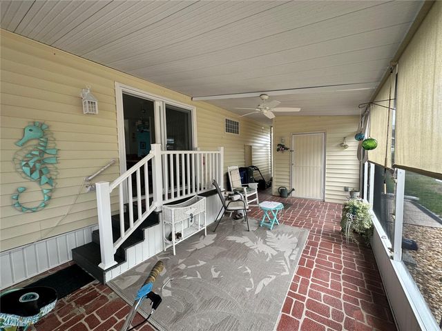 560 ORIENTAL POPPY DRIVE, Venice, FL 34293