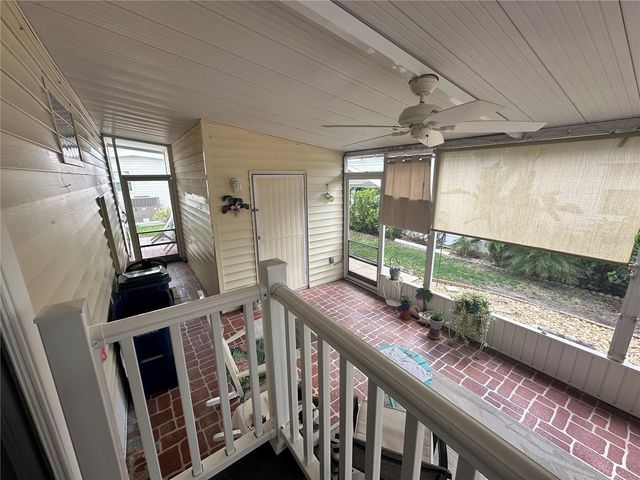 560 ORIENTAL POPPY DRIVE, Venice, FL 34293