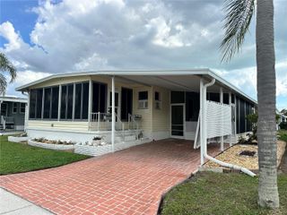 560 ORIENTAL POPPY DRIVE, Venice, FL 34293