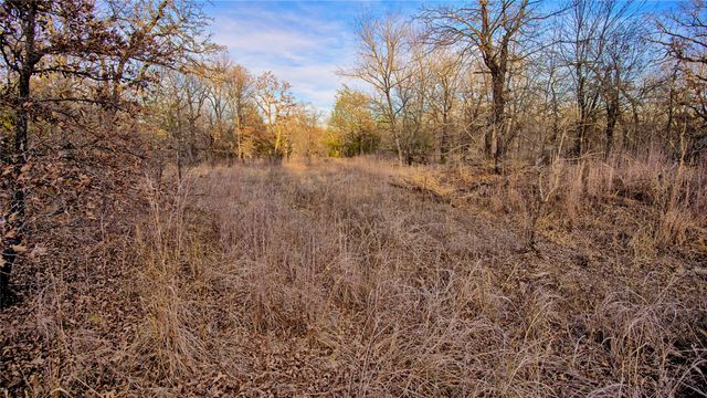 1943 Lakeridge, Sunset, TX 76270