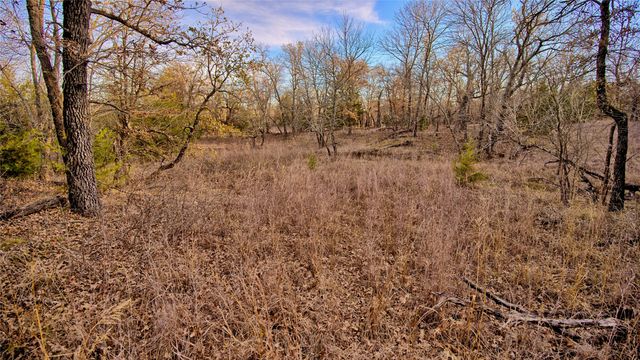 1943 Lakeridge, Sunset, TX 76270