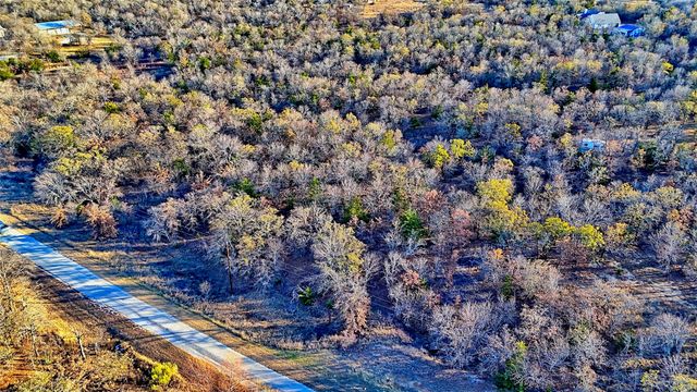 1943 Lakeridge, Sunset, TX 76270