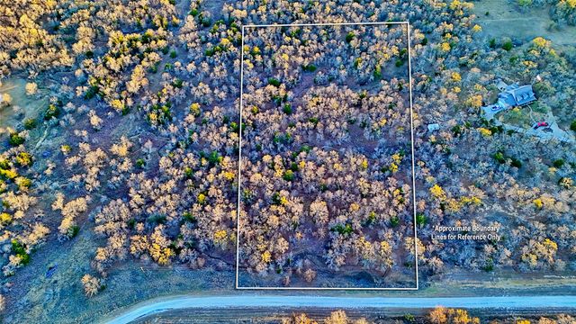 1943 Lakeridge, Sunset, TX 76270