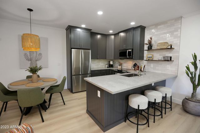 7009 E ACOMA Drive 2050, Scottsdale, AZ 85254