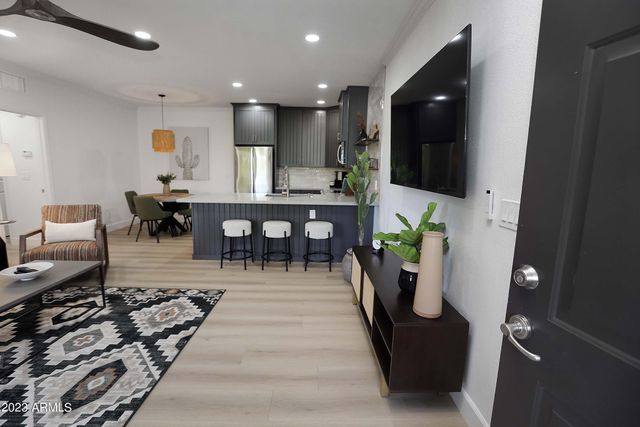 7009 E ACOMA Drive 2050, Scottsdale, AZ 85254