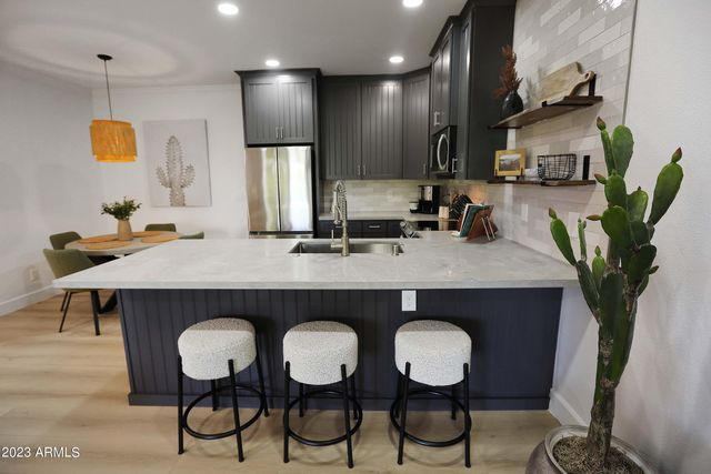 7009 E ACOMA Drive 2050, Scottsdale, AZ 85254