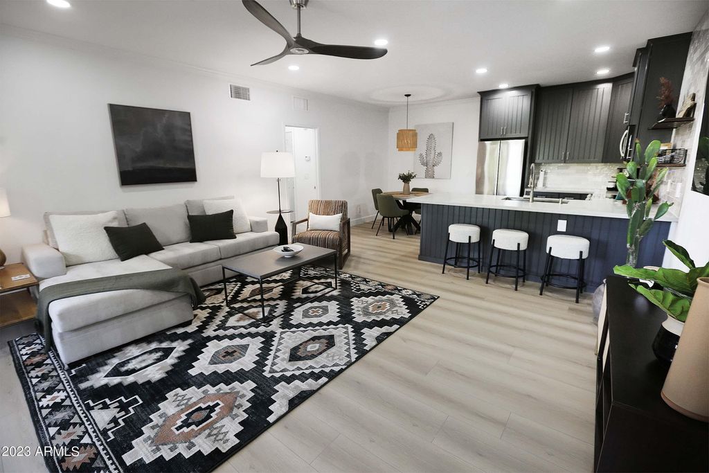7009 E ACOMA Drive 2050, Scottsdale, AZ 85254