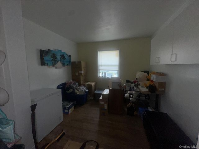 90 Coles Street, Glen Cove, NY 11542