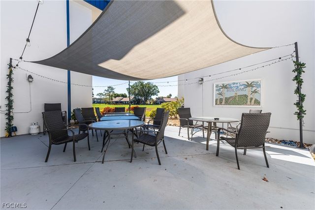 1724 Pine Valley DR 318, Fort Myers, FL 33907