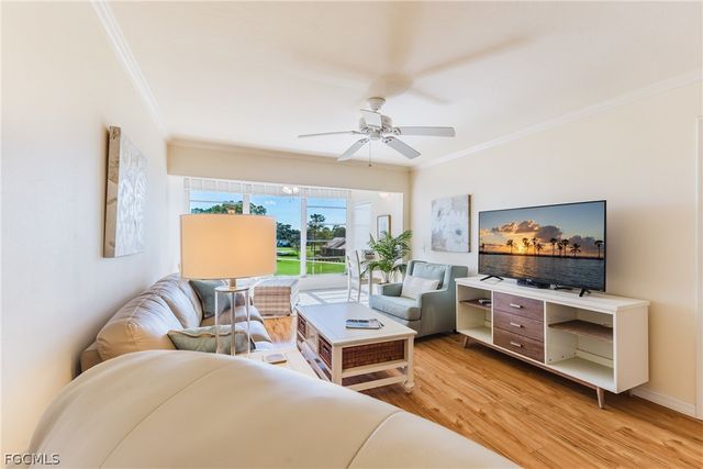 1724 Pine Valley DR 318, Fort Myers, FL 33907