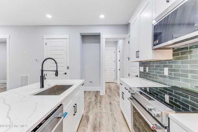 5113 Minnesota Drive SE, Southport, NC 28461