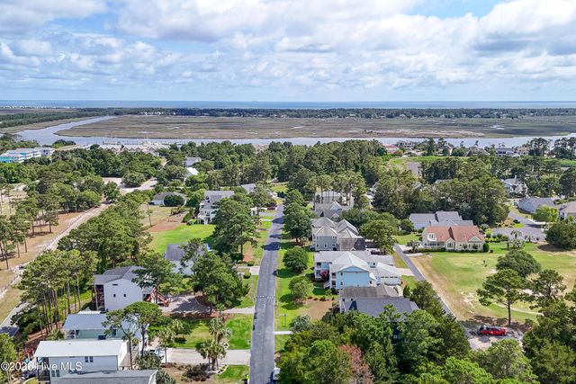 5113 Minnesota Drive SE, Southport, NC 28461