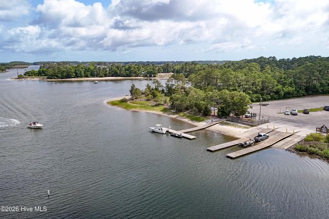 5113 Minnesota Drive SE, Southport, NC 28461