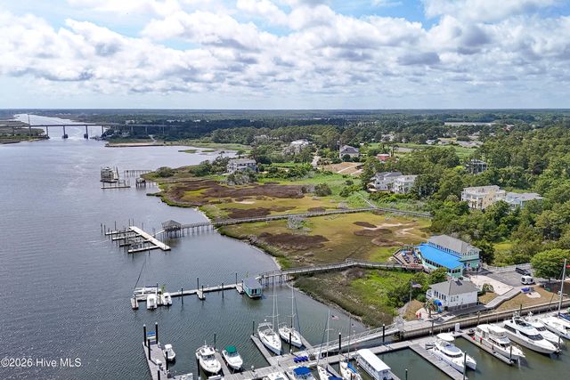 5113 Minnesota Drive SE, Southport, NC 28461