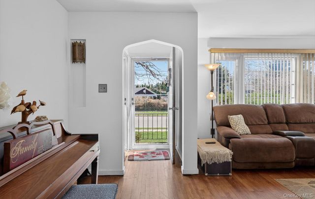 1478 Dewey Avenue, North Bellmore, NY 11710