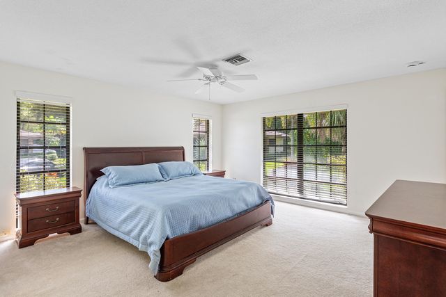 609 Cypress Key Drive, Atlantis, FL 33462