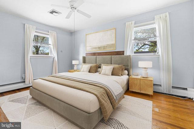 17 RECH AVE, Oreland, PA 19075